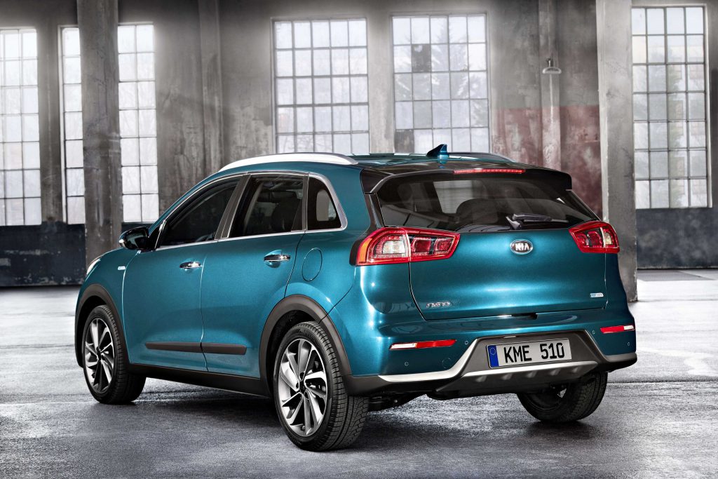 autofrau_Kia Niro in Genf_02