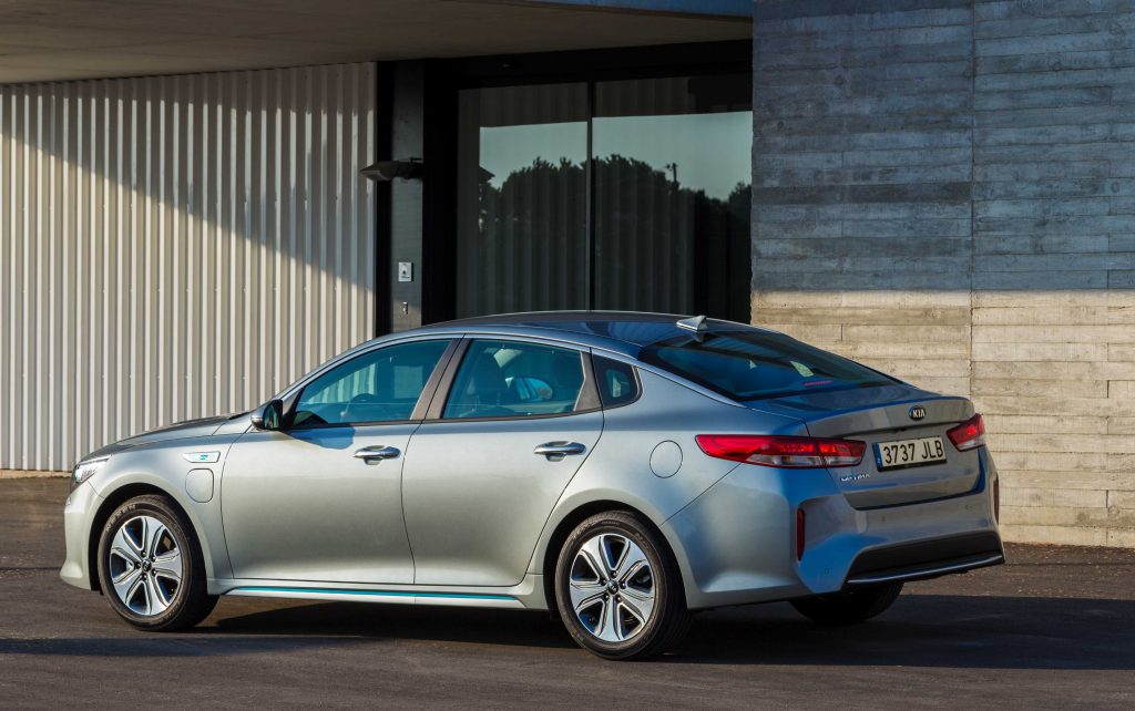 autofrau_Kia Optima Plug-in Hybrid - Exterior 13