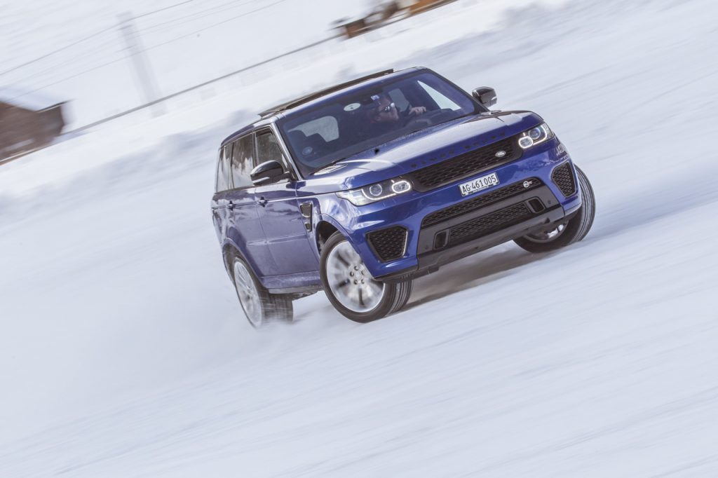 autofrau_jaguar_landrover_ice_driving_experience23