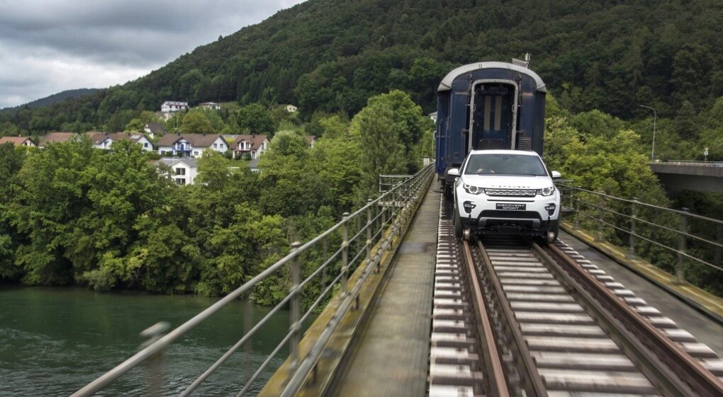 autofrau_landroverdiscoverysporttrain - 6